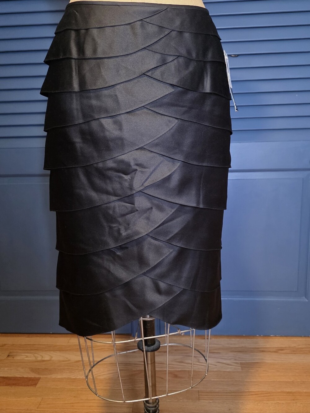 Adrianna Papell Black Tiered Satin Tulip Tiered Skirt